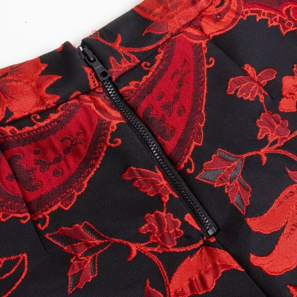 Alice + Olivia Red Floral Jacquard Paisley Shorts Size 2 Made in USA - Picture 10 of 11